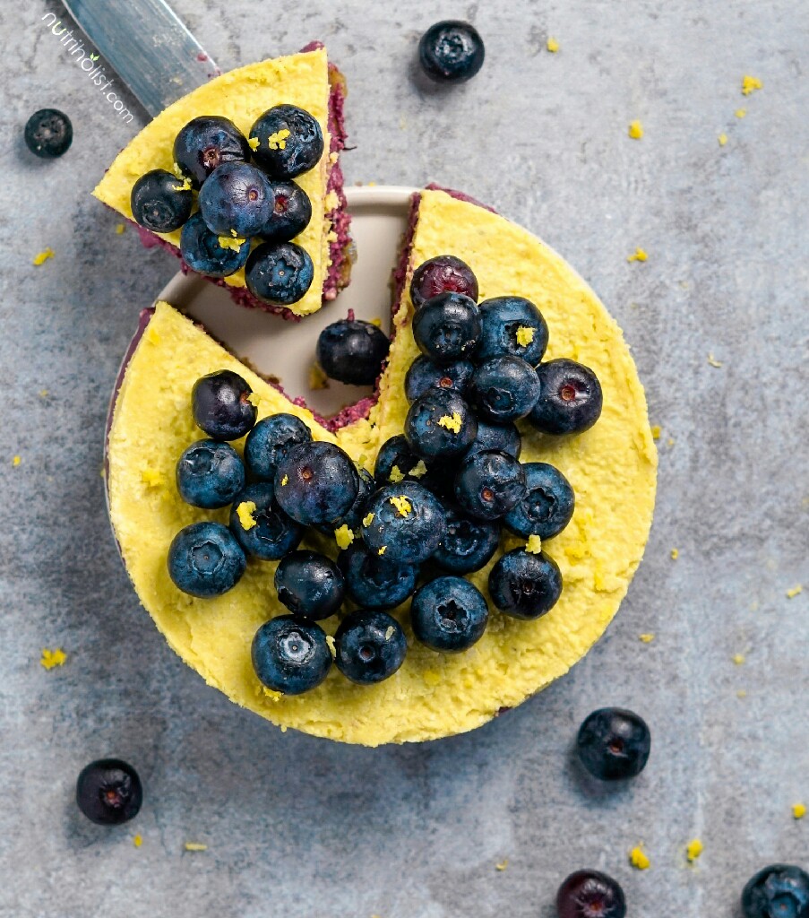 Blueberry Lemon Cake - Nutriholist