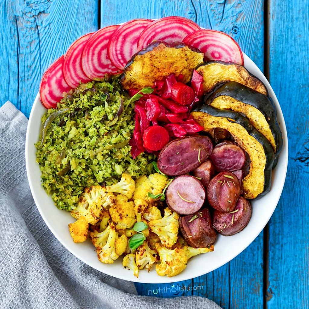 Buddha Bowl with Broccoli Rice-Nutriholist