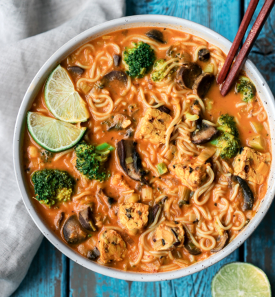 Red Thai Curry Noodle Soup - Nutriholist