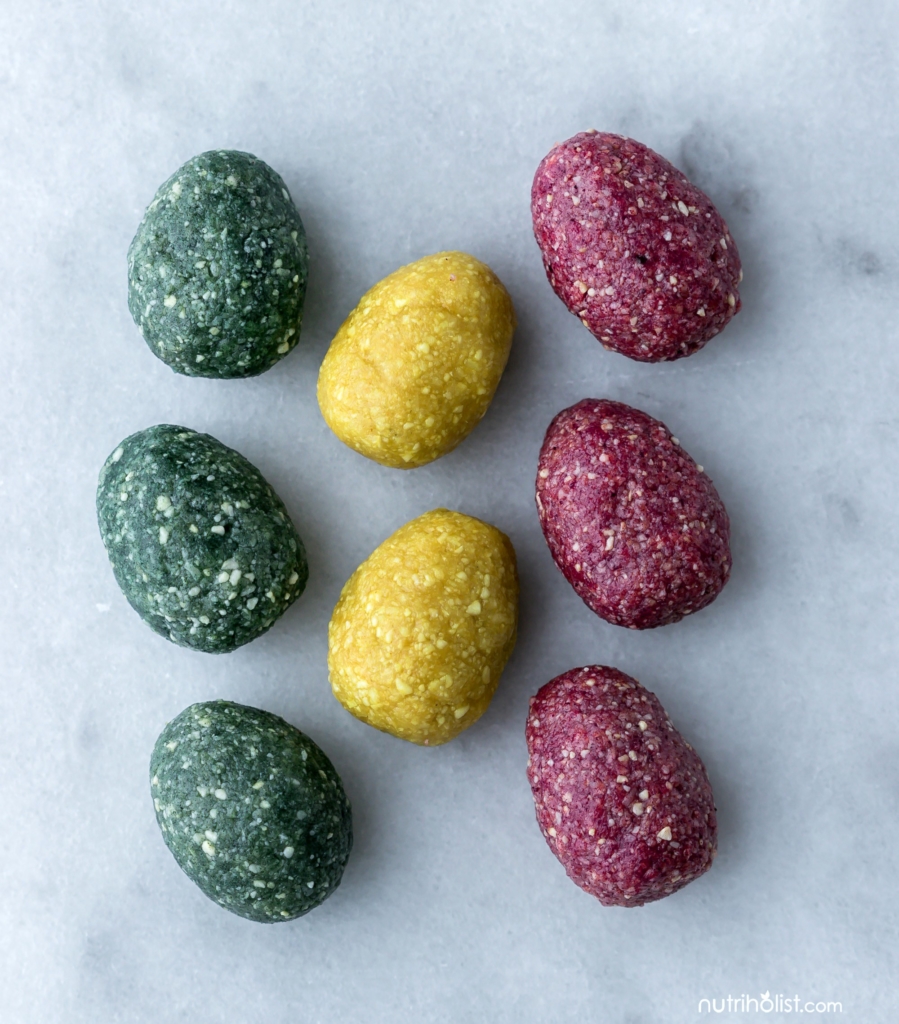 Chocolate-Covered Easter Eggs #Dairyfree #Soyfree #Vegan #Paleo Made with all-natural plant-derived colors #Nutriholist