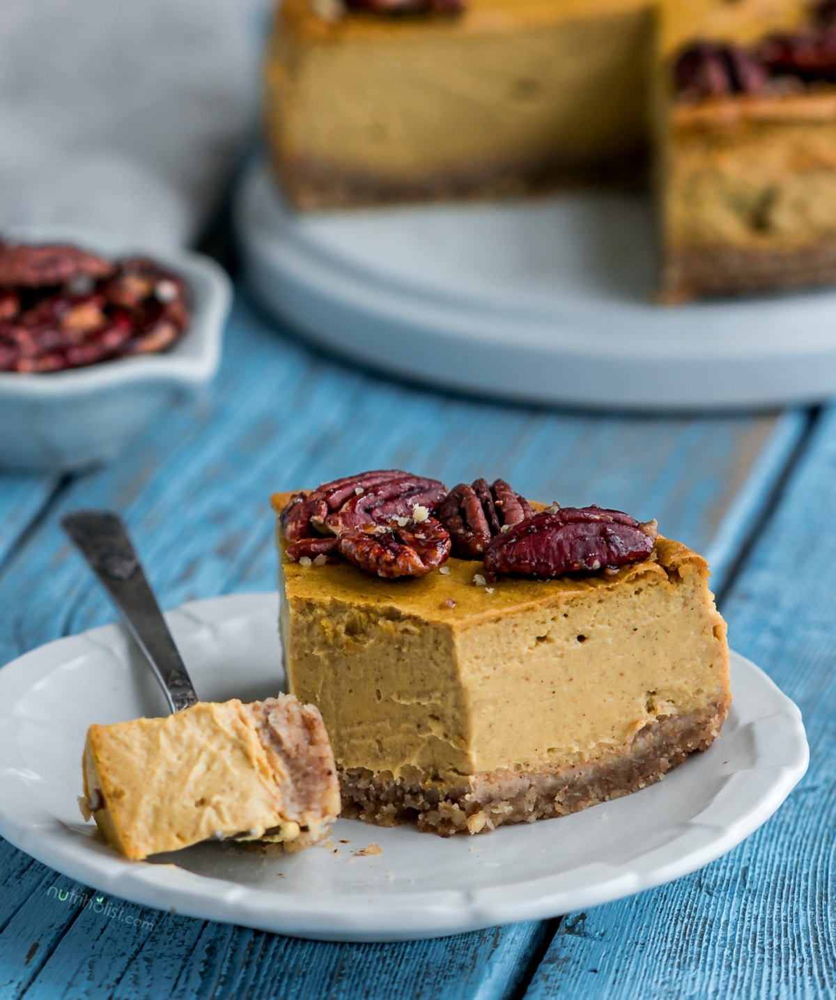 Baked Vegan Pumpkin Cheesecake with Maple Pecans - Nutriholist